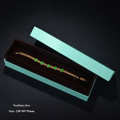 Les boîtes à bijoux de empaquetage faites sur commande de carton pour des colliers épaulent le type avec la doublure de velours