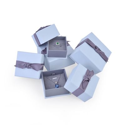 Boîtes-cadeaux cosmétiques faits sur commande avec la stratification brillante/mate
