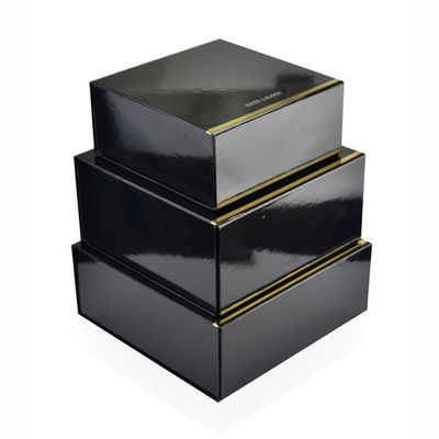 Boîte-cadeau magnétiques pliants faits main 20.5*20.5*9cm noirs brillants de couleur de CMYK