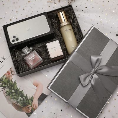 Boîte-cadeau adapté aux besoins du client de rectangle de couleur de Pantone grand avec le boîte-cadeau d'écharpe de couvercles