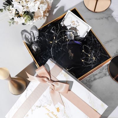 le boîte-cadeau de papier rigide de texture de marbre de 21*21*9cm, enlèvent la boîte de couvercle pour la faveur de mariage