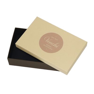 L'emballage détachable de cadeau de chocolat de couvercle enferme dans une boîte 20*13*5cm avec le beige