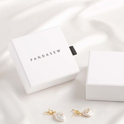 Boîte-cadeau de papier multifonctionnels de bijoux adaptés aux besoins du client pour des boucles d'oreille