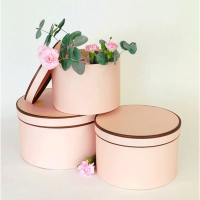Le boîte-cadeau rond de bouquet de fleur de la certification ISO9001 a assorti des tailles