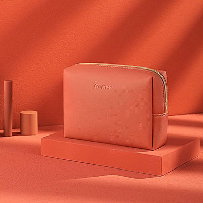 Le cosmétique en cuir de voyage de Vegan de résistant à l'eau met en sac 4,5 pouces de rouge