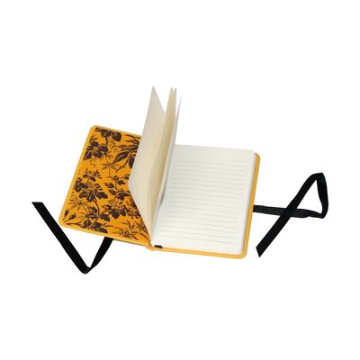 La ligne 144 a ordonné le jaune de carnet de livre à couverture dure de pages avec la fermeture d'arc de ruban
